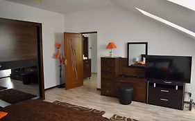 Enjoy Apartments - Central Skyview Residence